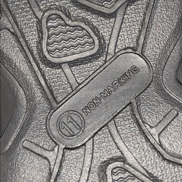 💙 NWT. Kid (Boy) Sandal w/adjustable straps. - Picture 8 of 8